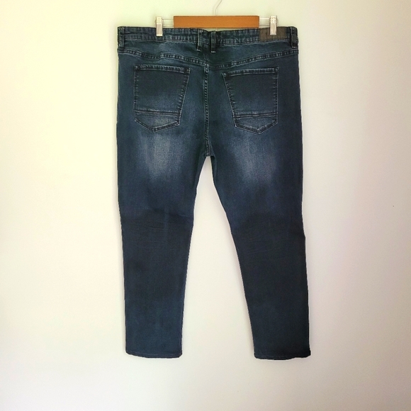 Reaction Kenneth Cole | Men's Dark Wash Slim Jeans - Picture 2 of 3